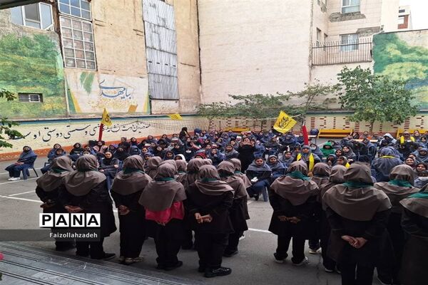 انتخابات شورای دانش‌آموزی در دبیرستان وحدت منطقه ۱۳