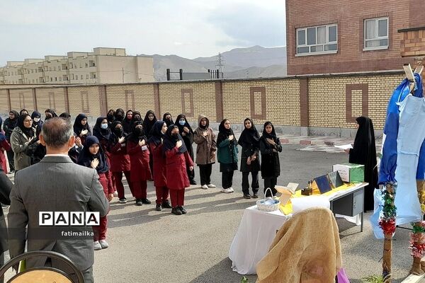 مراسم نمادین انتخابات شورای دانش‌آموزی در شهرستان فیروزکوه