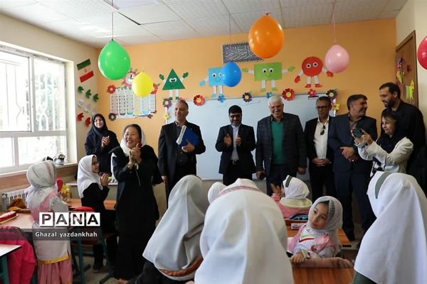 آیین افتتاح و بهره برداری از دبستان 12 کلاسه حضرت معصومه (س) منطقه‌ تبادکان