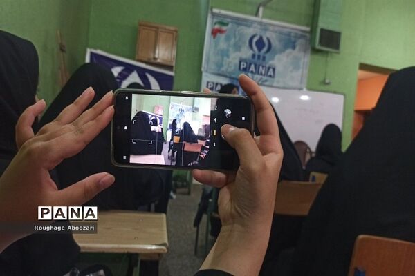 برگزاری کارگاه آموزش خبرنویسی ویژه دانش‌آموزان دختر در کانون شهدای فرهنگی ملارد