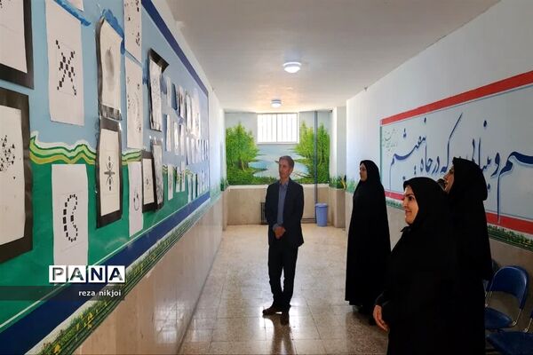 نمایشگاه دست سازه‌های هنرستان هنرهای زیبا ناحیه یک بهارستان
