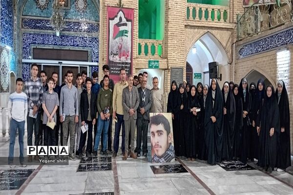 دیدار دانش‌آموزان منتخب سراسر کشور با مقام معظم رهبری