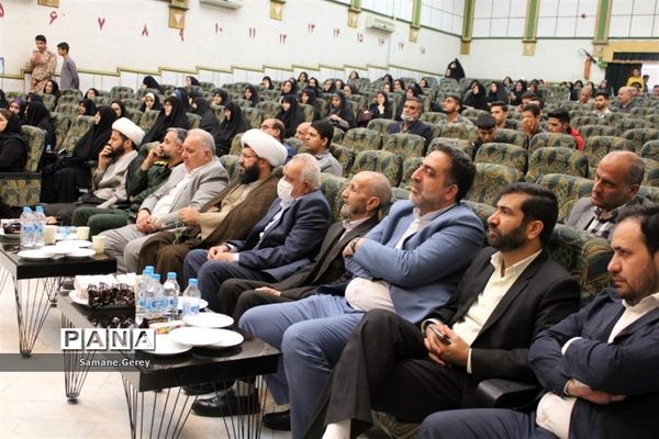 مراسم یادواره شهدای دانش‌آموز در کانون شهدای پاکدشت