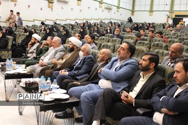 مراسم یادواره شهدای دانش‌آموز در کانون شهدای پاکدشت