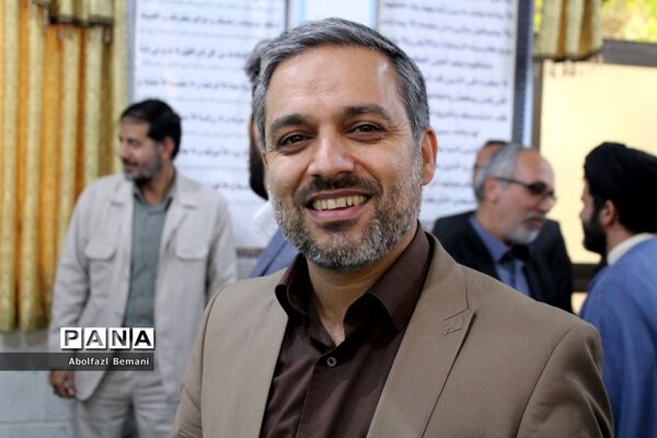 مراسم معرفی معاونان جدید «آموزش ابتدایی» و «سوادآموزی» آموزش و پرورش قم