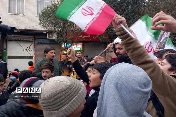 خروش نوجوانان اراک در حمایت از کودکان غزه