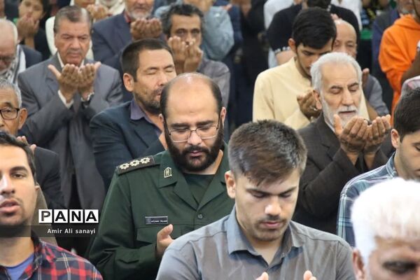 برپایی نماز جمعه در آستانه فرارسیدن روز دانش‌آموز