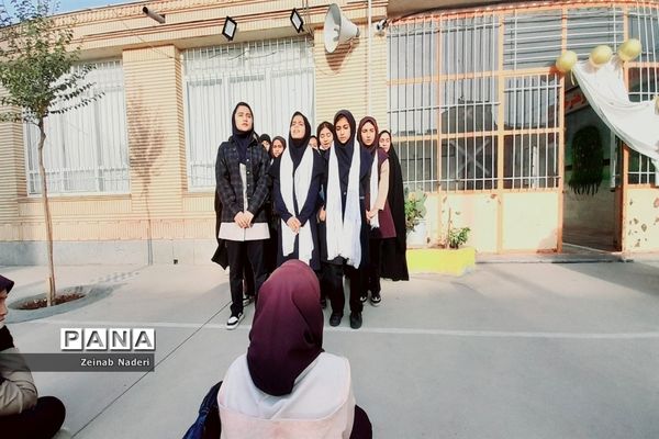 همایش نوجهان در دبیرستان دخترانه رفعت شهرستان کاشمر