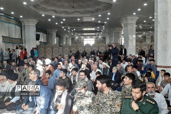 اقامه نماز جمعه کهریزک و باقرشهر
