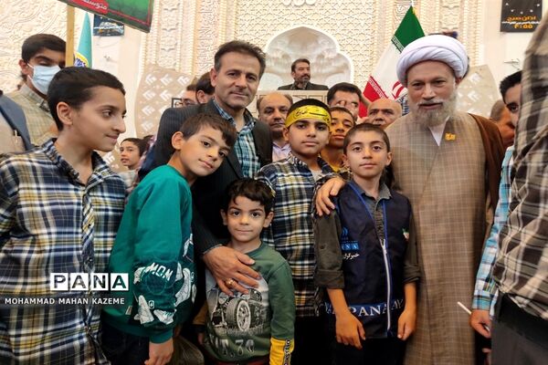 مراسم بزرگداشت یاد شهیدان دانش‌آموز حرم مطهر احمدبن موسی (ع)