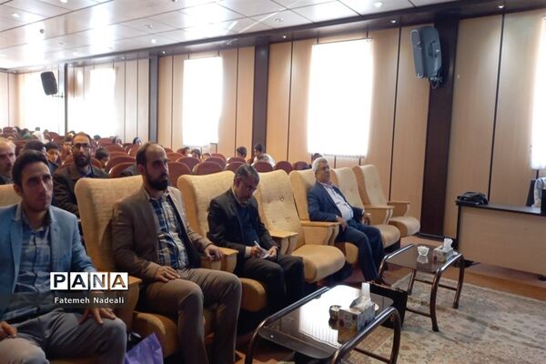 افتتاحیه باشگاه قر‌آنیان‌ کربلایی کاظم در دلیجان