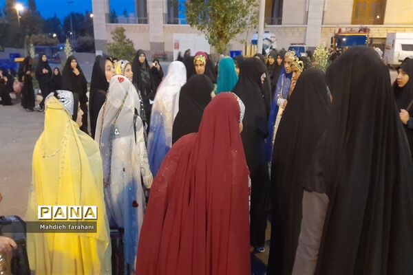دیدار دانش‌آموزان استان مرکزی با مقام معظم رهبری