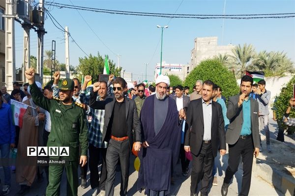 مشت محکم دانش‌آموزان بر دهان استکبار