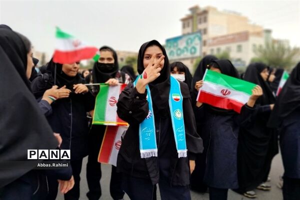 تجمع دانش‌آموزان پاکدشتی به مناسبت ۱۳ آبان