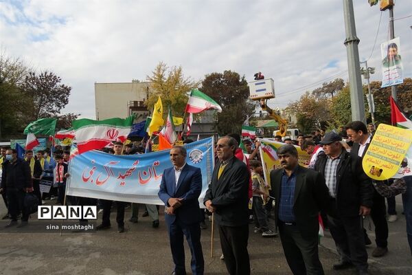 حضور مردم و دانش‌آموزان شهرستان بجنورد در راهپیمایی 13 آبان ماه