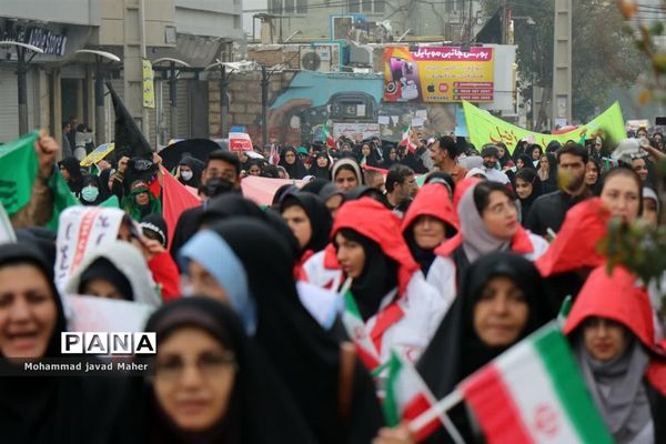 حضور مردم شهر قدس در راهپیمایی ۱۳ آبان