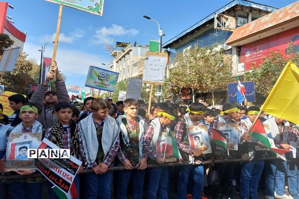 راهپیمایی روز 13آبان در زنجان