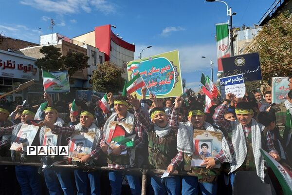 راهپیمایی روز 13آبان در زنجان