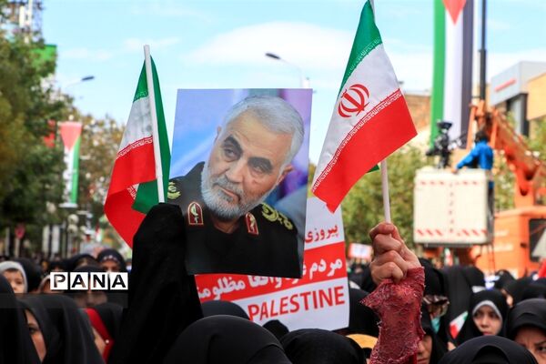 راهپیمایی روز 13آبان در زنجان