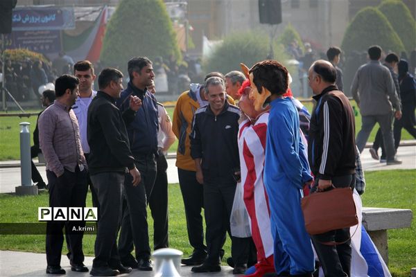 راهپیمایی ۱۳ آبان در اصفهان