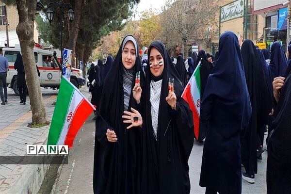 برگزاری مراسم راهپیمایی یوم‌ الله۱۳ آبان در شهرستان کلات
