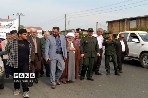 راهپیمایی روز دانش‌آموز در بهنمیر