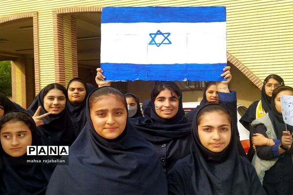 راهپیمایی روز دانش‌آموز در بهنمیر