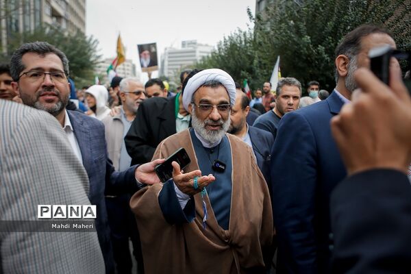 راهپیمایی ۱۳ آبان در تهران