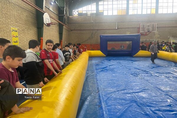 مراسم ۱۳ آبان روز دانش‌آموز
