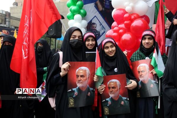 مراسم راهپیمایی ۱۳ آبان
