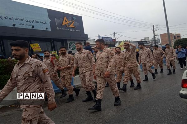 راهپیمایی یوم الله ۱۳ آبان در محمودآباد
