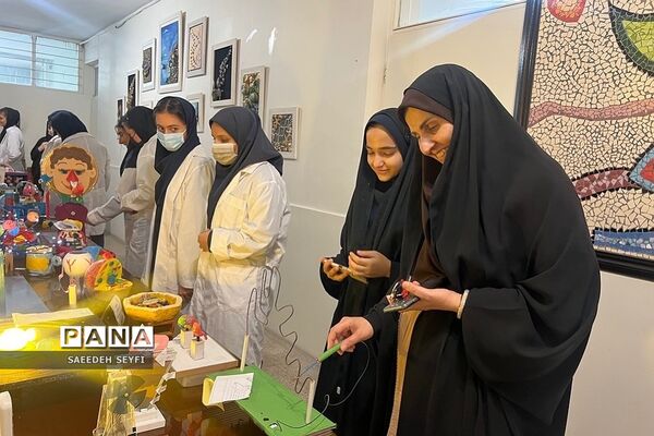 نمایشگاه دست سازه‌های آزمایشگاهی پژوهش‌سرای دانش‌آموزی کاوش