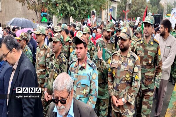 راهپیمایی ۱۳ آبان در شهرستان رباط کریم و شهر جدید پرند