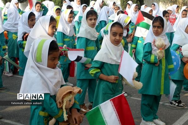 نواختن زنگ استکبارستیزی و پویش فریاد عروسک‌ها در گلوگاه