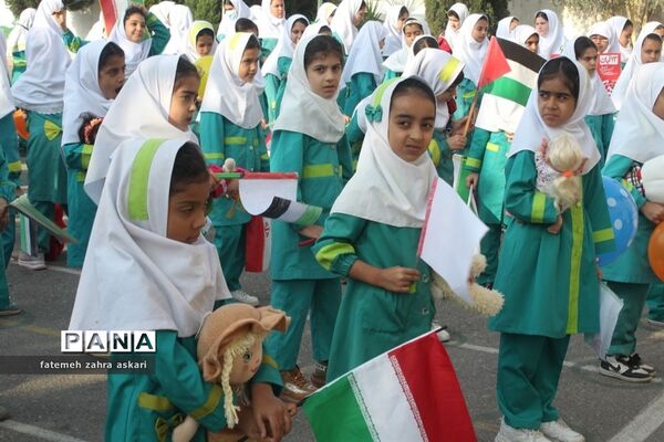 نواختن زنگ استکبارستیزی و پویش فریاد عروسک‌ها در گلوگاه