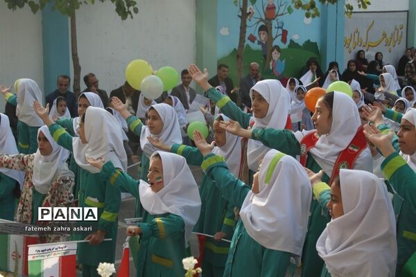 نواختن زنگ استکبارستیزی و پویش فریاد عروسک‌ها در گلوگاه