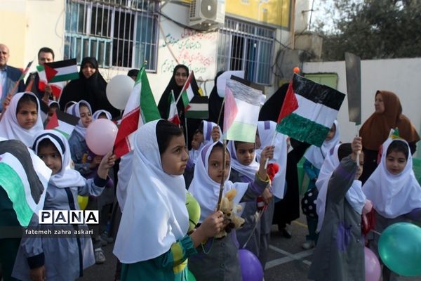 نواختن زنگ استکبارستیزی و پویش فریاد عروسک‌ها در گلوگاه