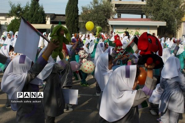 نواختن زنگ استکبارستیزی و پویش فریاد عروسک‌ها در گلوگاه