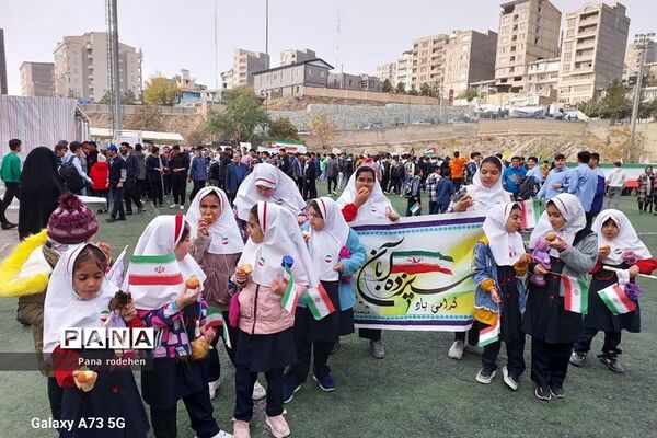 راهپیمایی ۱۳ آبان و روز دانش‌آموز در رودهن