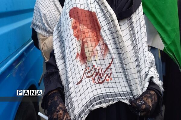 راهپیمایی ۱۳ آبان در شهرکرد