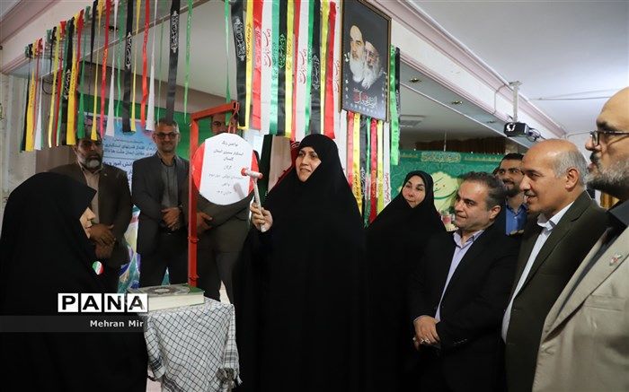 نواختن زنگ استکبارستیزی در استان گلستان