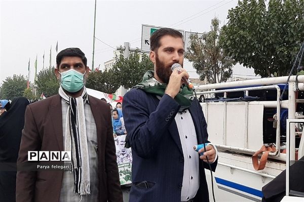 برگزاری یوم‌الله ۱۳ آبان در شهرستان قرچک