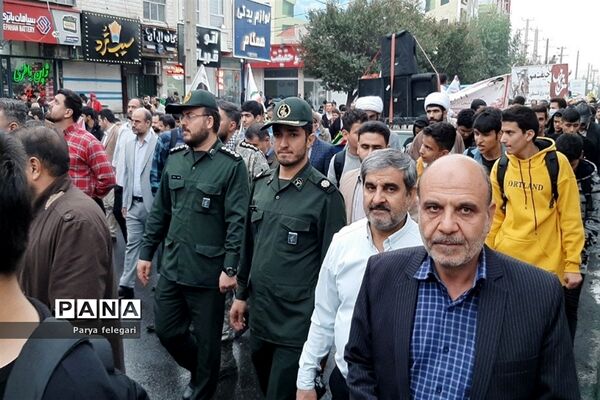 برگزاری یوم‌الله ۱۳ آبان در شهرستان قرچک