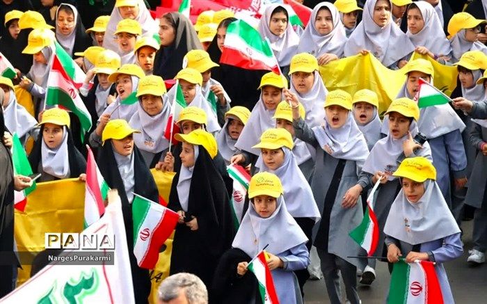 انسانیت سن و سال نمی شناسد