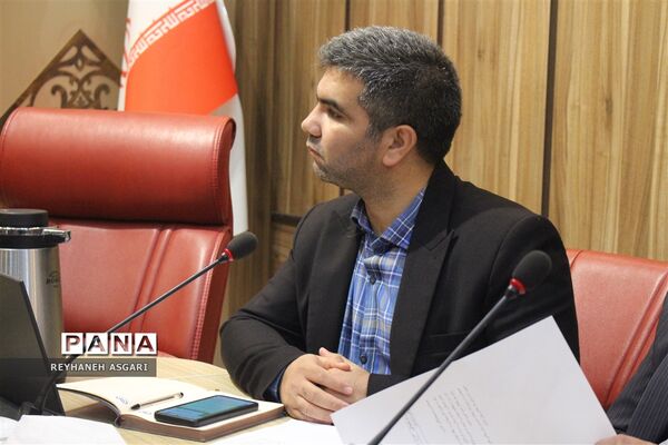 نشست هم‌اندیشی ستاد تعلیم و تربیت شورای عالی انقلاب فرهنگی با حوزه معاونت پرورشی و فرهنگی آموزش و پرورش شهرستان‌های استان تهران