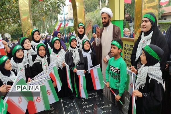 حضور پرشور دانش‌آموزان سلمانشهر در راهپیمایی ۱۳ آبان