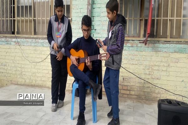 مراسم 13آبان در مدرسه شهید ندافی