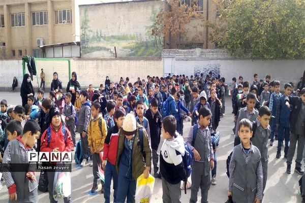 مراسم 13آبان در مدرسه شهید ندافی