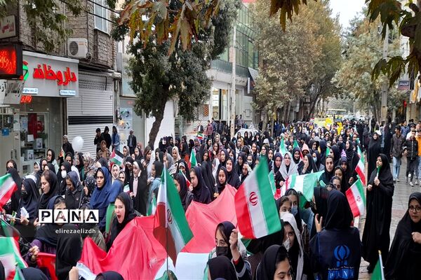 مراسم راهپیمایی یوم الله 13 آبان ماه شهرستان البرز استان قزوین