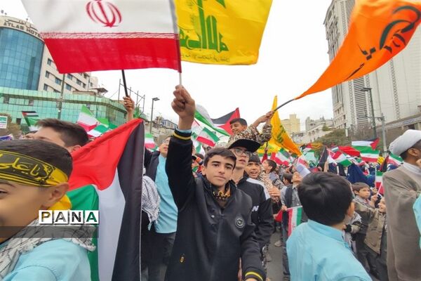 راهپیمایی 13 آبان در مشهد